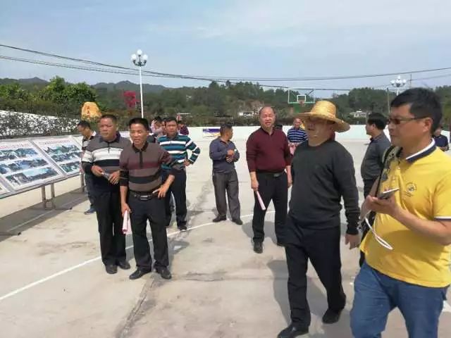 紫金县柏埔镇领导一行到大麻镇考察指导新农村建设工作