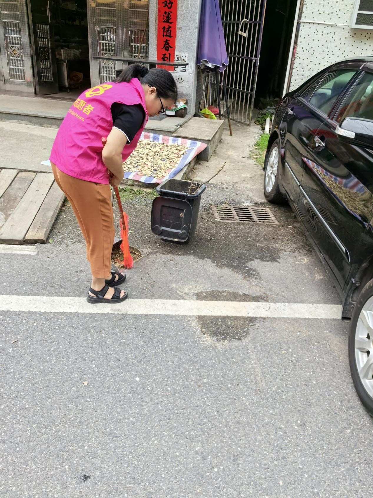 银江镇迎中秋、庆国庆重大节假日人居环境整治行动汇报.docx_5